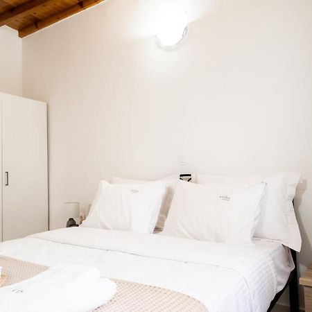 Aniko Suites Psarou ซารู ภายนอก รูปภาพ